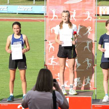 Tanya und Lucy erfolgreich bei den  Landesmeisterschaften der U16 und U20